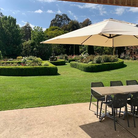 Brookfield Guest House Myrrhee Εξωτερικό φωτογραφία