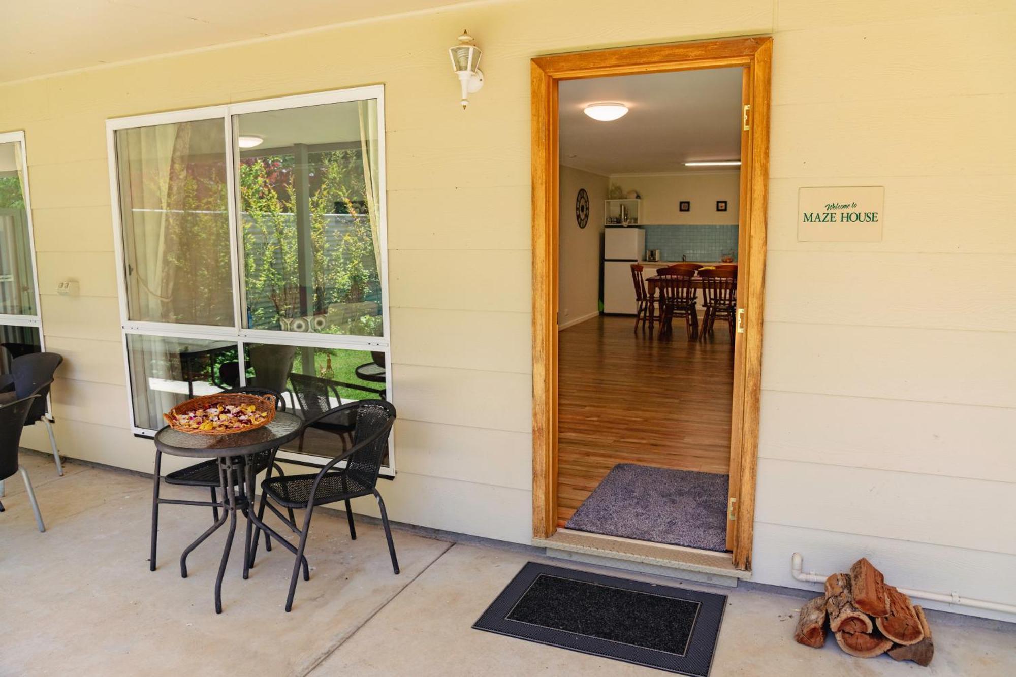 Brookfield Guest House Myrrhee Εξωτερικό φωτογραφία