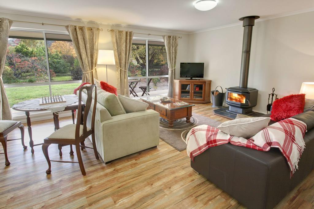 Brookfield Guest House Myrrhee Εξωτερικό φωτογραφία